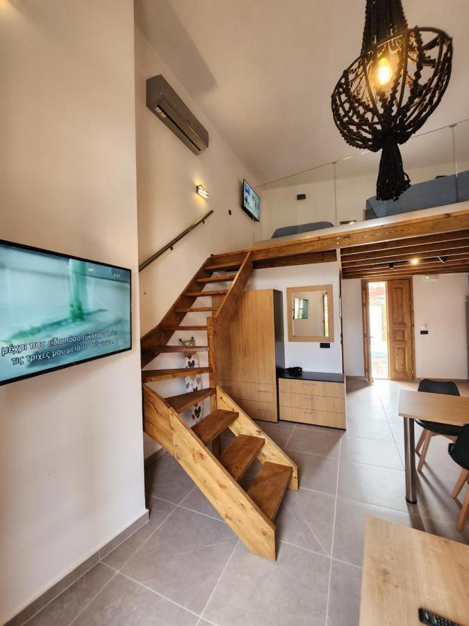 Kastello Apartment Megisti ภายนอก รูปภาพ