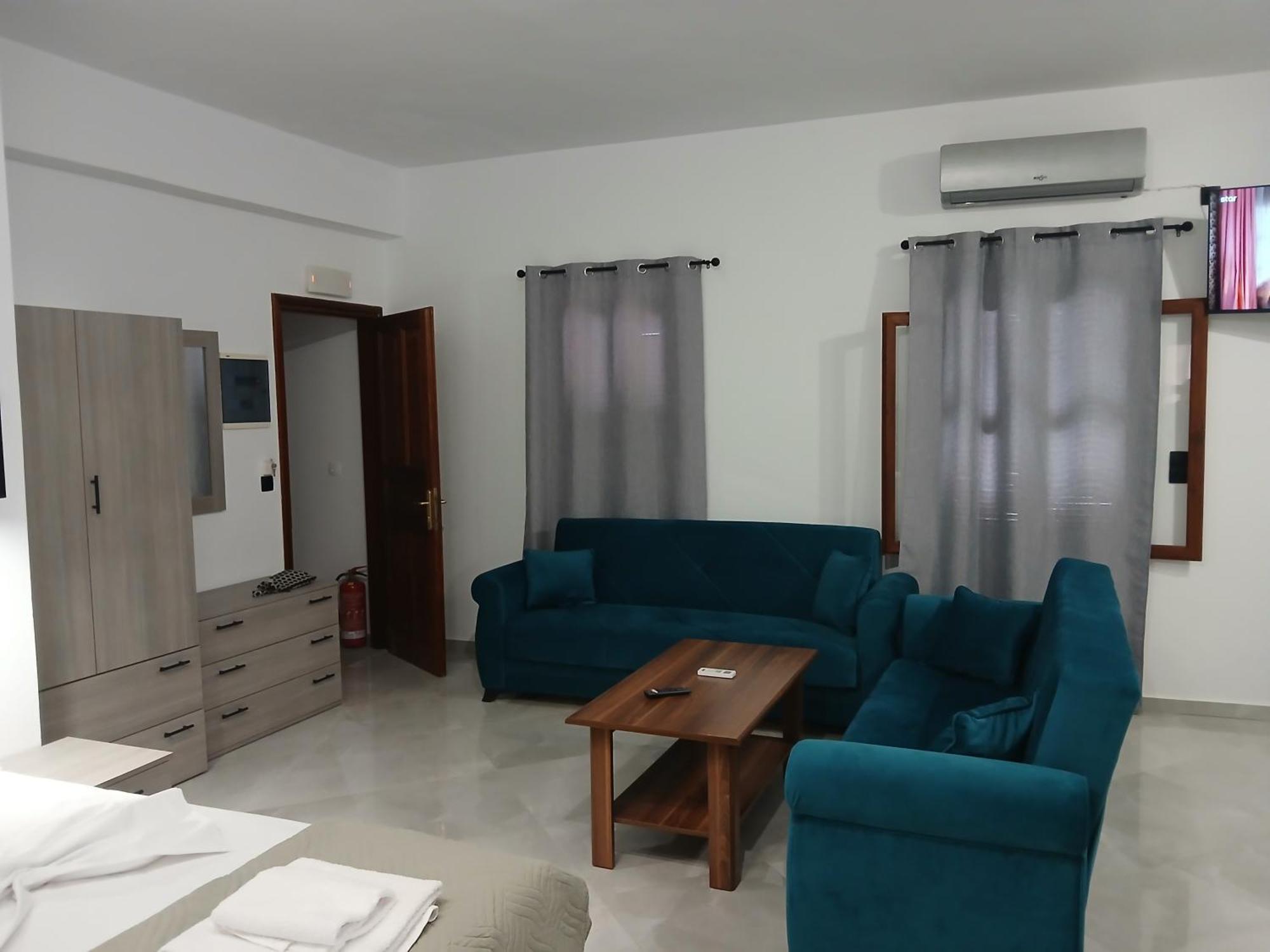 Kastello Apartment Megisti ภายนอก รูปภาพ